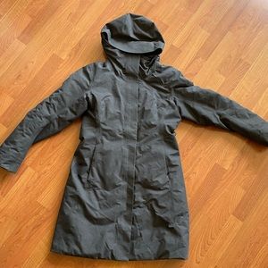 Arc’teryx patera parka 

Women Size M in Black